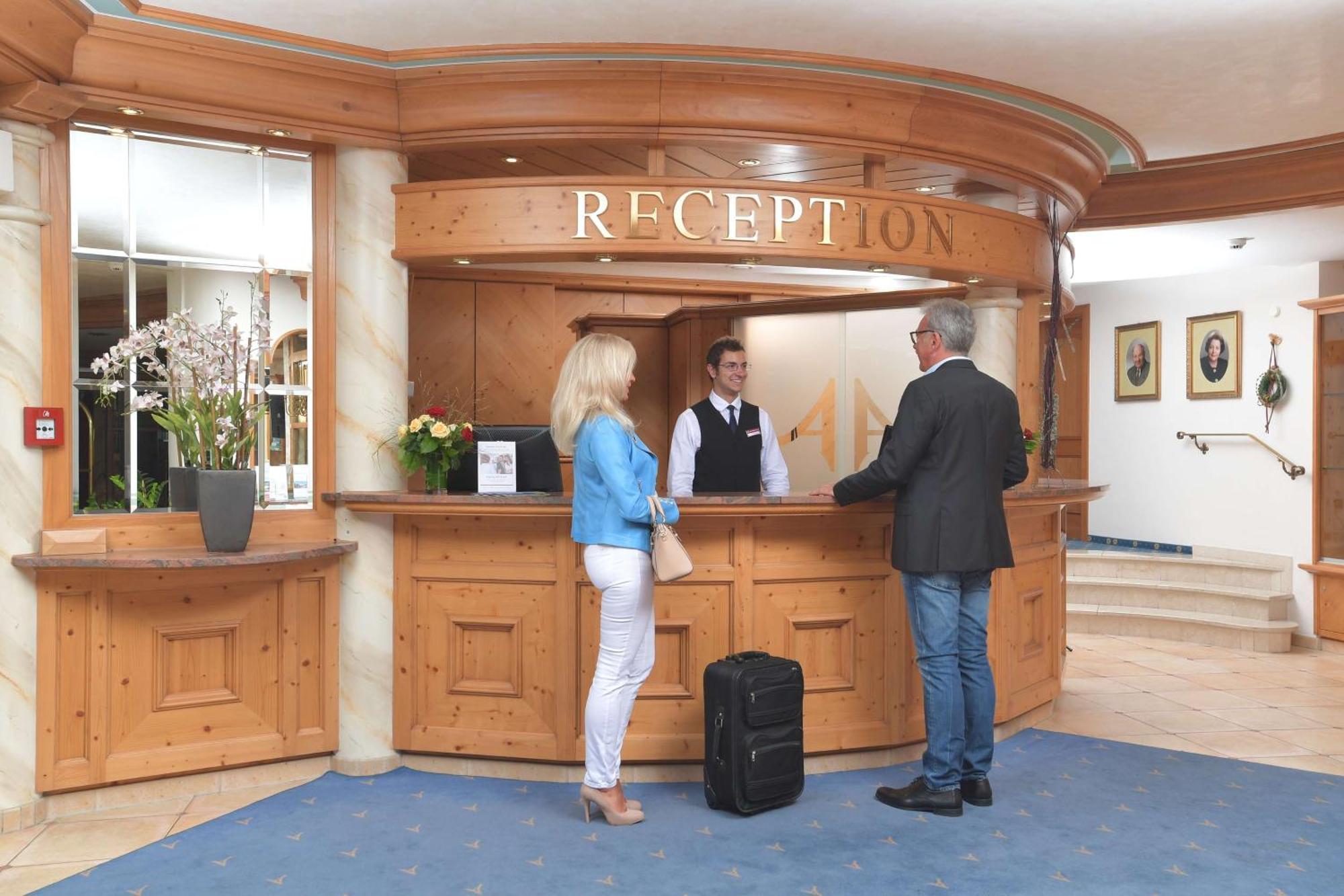 Best Western Plus Hotel Alpenhof オーベルストドルフ エクステリア 写真