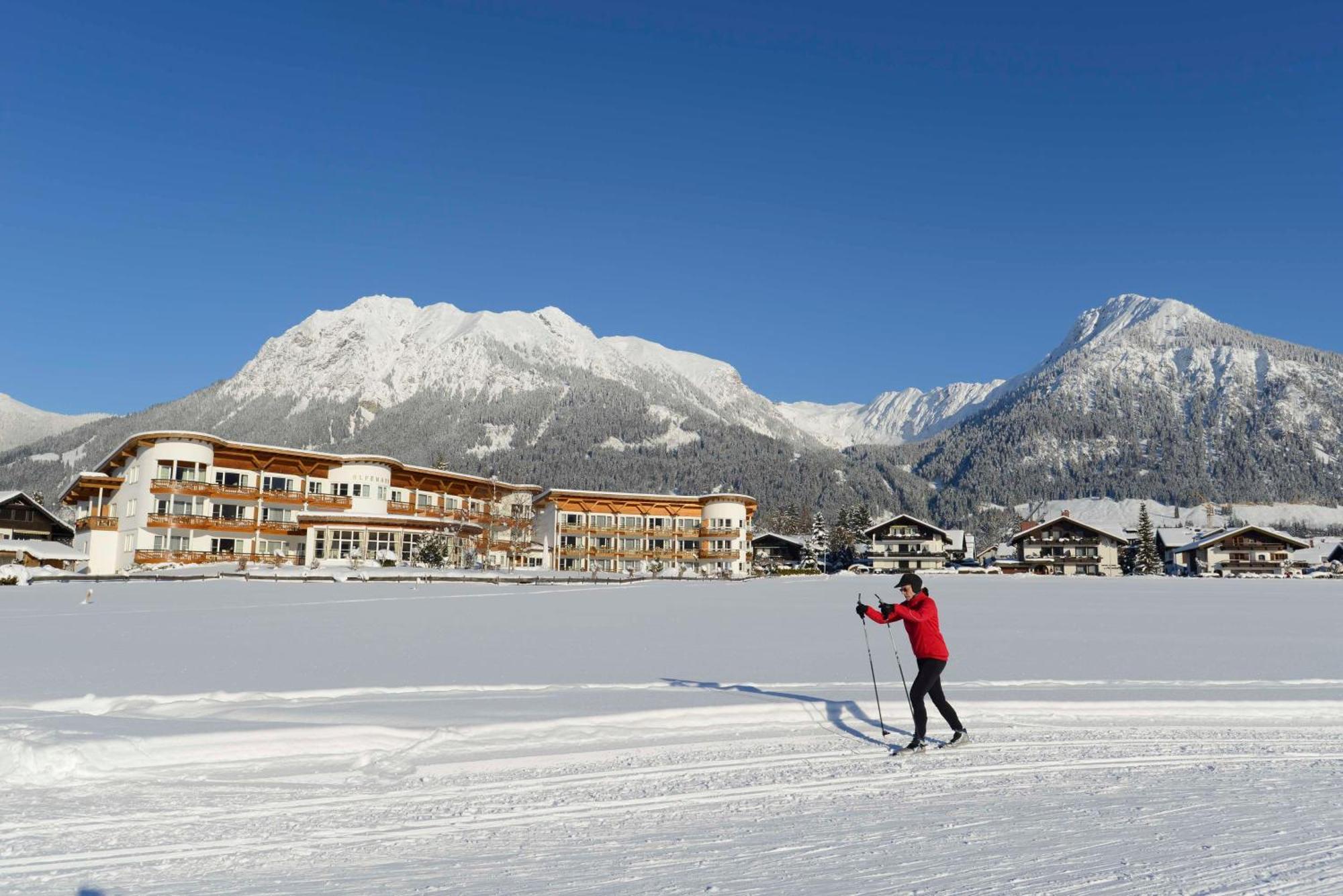 Best Western Plus Hotel Alpenhof オーベルストドルフ エクステリア 写真