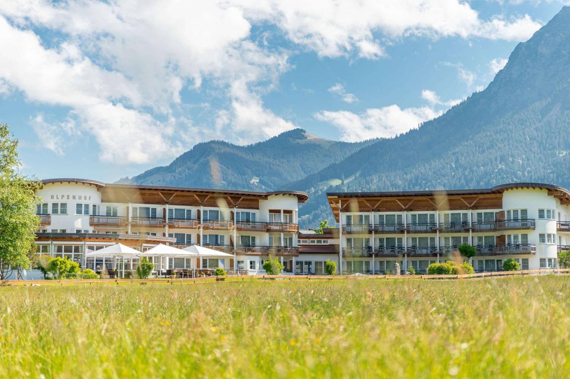 Best Western Plus Hotel Alpenhof オーベルストドルフ エクステリア 写真